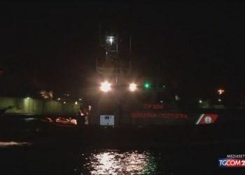 Tragjedi në Lampedusa, mbi 30 të zhdukur! Gjendet trupi i 1 vjeçarit