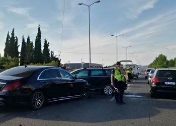 Aksident i katërfishtë në aksin Shkodër-Velipojë, detajet –