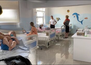 Fluks në pediatrinë e Fierit, fëmijët preken masivisht nga virozat –