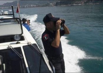 Policia bllokon dy skafe dhe 1 anije turistike, ja arsyeja –