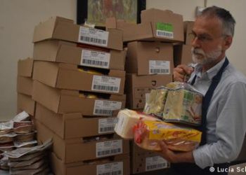 Supermarketet të dhurojnë ushqimet e pashitura –