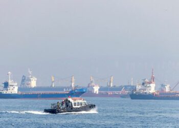 Turqia paralajmëron Rusinë pas zjarrit ndaj anijes së mallrave –