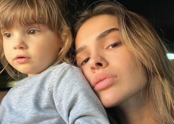 Pas kaosit me Feron, Arbenita shfaqet e lumtur me vajzën e saj –