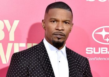 Rrezikoi jetën, Foxx falenderon njeriun e tij të zemrës pas shërimit –