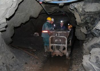 Plagoset minatori në Bulqizë, dërgohet urgjentisht në Tiranë –