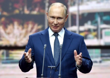 Putin ndalon zyrtarët e tij që të përdorin makina të huaja –