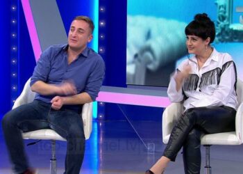 Rezart Veleshnja bën dedikim special për Renadën –