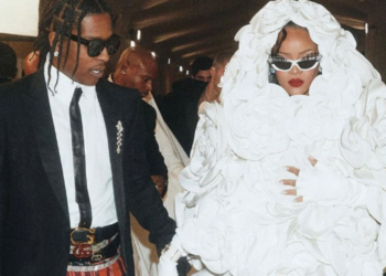 Rihanna sjell në jetë fëmijën e dytë, do quhet… –