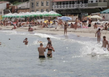 Pas pushtimit rus, Odesa hap disa plazhe për herë të parë –