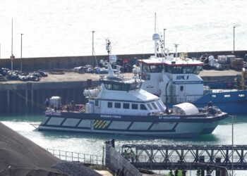 14 mijë paund, ja rruga e re ilegale e shqiptarëve për në Britani –