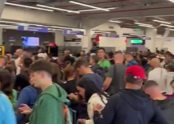 ‘Shkatërrimi i TIMS nga Rama-Balla’, policët fotografojnë me celular –