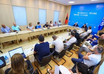 Rama nuk duhet ta gjejë fundin nga prokurorët, por nga … –