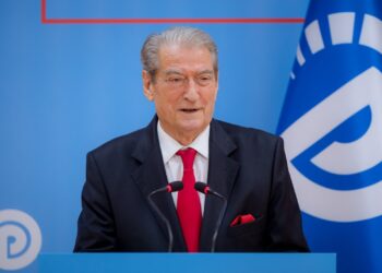 Berisha rendit shkeljet e Veliajt për inceneratorin e Tiranës –