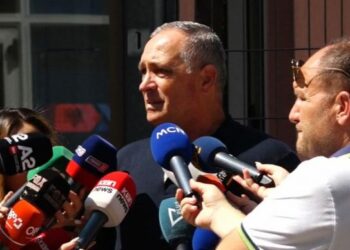 Nuk ka prova, po mbahet në burg politikisht –