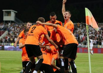 Ballkani dominon edhe në Belfast, siguron turin e tretë –