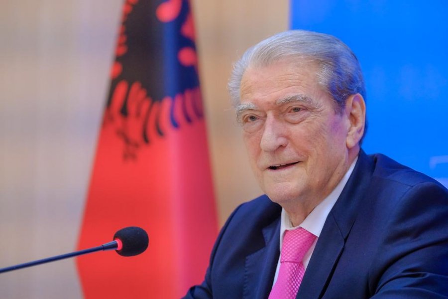 Të dirigjuara nga Edi Rama –