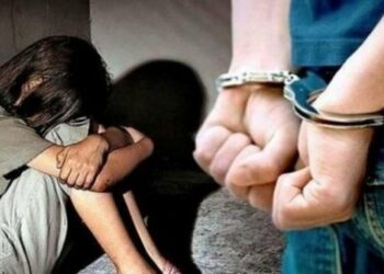 Dhunoi vajzën e mitur dhe bashkëshorten, kapet i “forti” Durrësit –