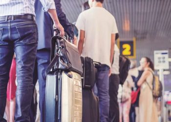 Emigracioni rekord! Nga 2008 kanë ikur nga Shqipëria 832 mijë persona –