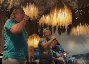 Endrit i ndodh e papritura gjatë përformancës