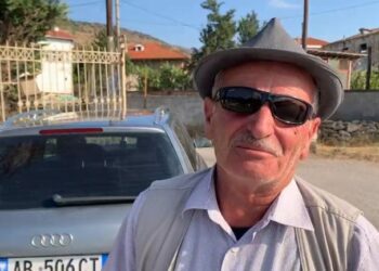 “Shqetësimet nga i biri, luante kumar e…”, flet fqinji i Muçollarit: Mbrëmë nisi sherri –