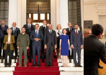 Kurti takon Zelenskyn, konfirmon mbështetjen e Kosovës për Ukrainën –