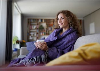 5 arsye pse keni më shumë ftohtë me kalimin e moshës –