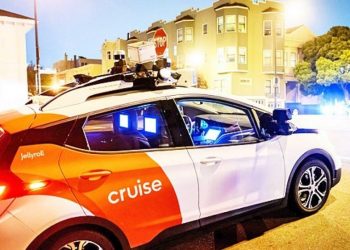 Në San Francisko nis punën taksia pa shofer (VIDEO) –