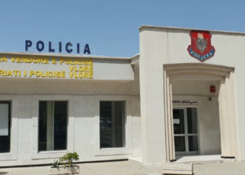 Parandalohet krimi, kapen dy persona me dy mina me telekomandë –
