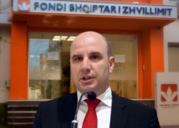 Agolli u jep miqve 5.4 MLD lekë pa iu dridhur syri, 4 tenderë pa garë –