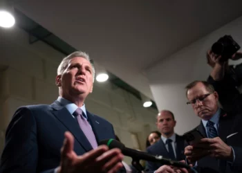 Kongresi dështon të bllokojë përpjekjet për shkarkimin e McCarthy –