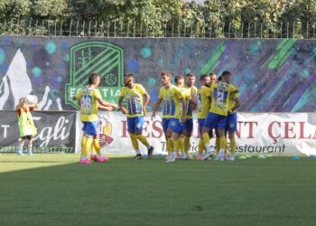 Harron humbjen në Vlorë, AF Elbasani shkatërron Tomorin –