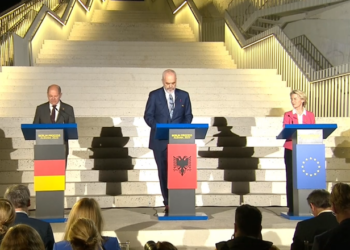 Në krah të Scholz dhe von der Leyen, Rama anashkalon Kosovën –