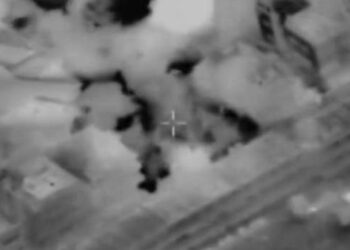 Avionët luftarakë izraelitë synojnë kreun e inteligjencës së Hamasit –