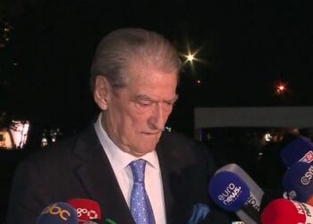 Po përgatitemi për protesta të qëndrueshme kundër… –