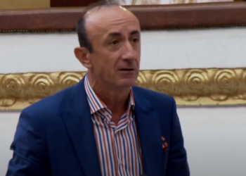 “Kurrë mos u ngopshi!”, Sula shpërthen ndaj deputetëve socialistë –