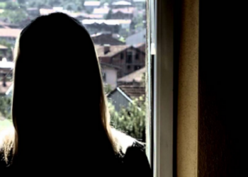 E mitura denoncon vajzën e xhaxhit, kemi kryer marrdhënie bashkë –