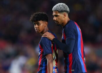 “Klauzola e çmendur”, Barca blindon 16-vjeçarin deri në … –