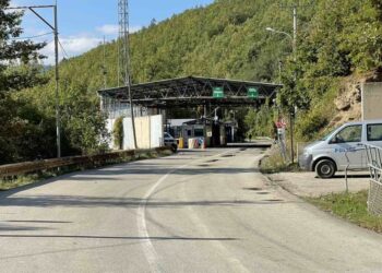 Tensionet në veri, hapet për qarkullim pika kufitare në Bërnjak –