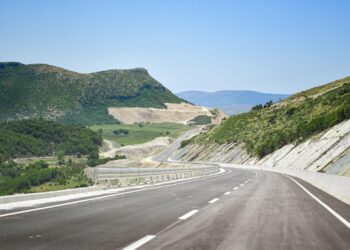 Lufta për tenderin 19 mln euro, si u vendos nën akuzë Sonila Qato –