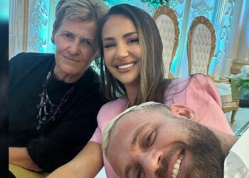 FOTO/ Kiara Tito merr dhuratën mahnitëse nga vjehrra –