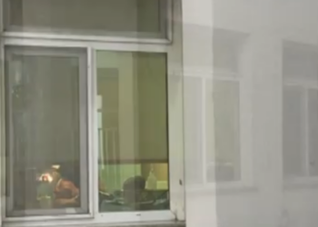 Një autobus me ultras të Tiranës në komisariat, 5 shkodranë në spital/ Pasojat e sherrit mes tifozëve (VIDEO) –