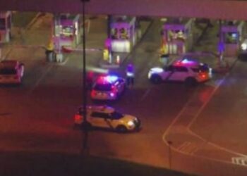 Të shtëna me armë, vritet një polic dhe plagoset një tjetër –