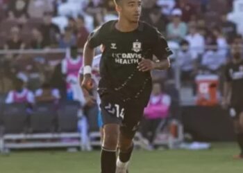 Rekord i ri, super talenti debuton në moshën 13-vjeçare –