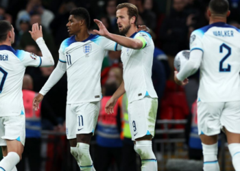 Anglia fiton, Italia rrezikon Europianin. Ukraina ende shpreson –