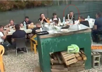 Frika nga ‘super-mafia’,  liderat e rrjeteve rivale të krimit italian takohen në fshehtësi –