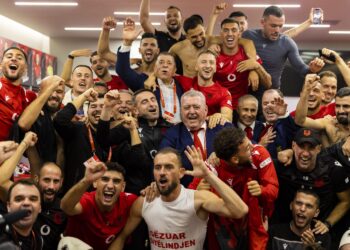 Rama largon shqiptarët nëpër Botë, Duka i bën bashkë në Berlin –