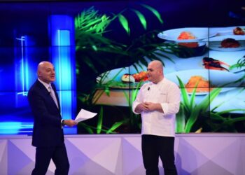 “I fshinë pjatat”, ja çfarë konsumuan për drekë shefat e BE dhe kancelari gjerman –