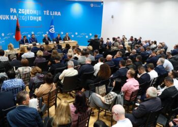 Atyre që nisën procesin e shekullit, gjyqin do ua bëjmë në rrugë –