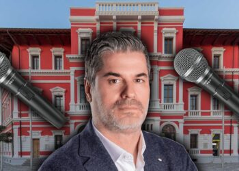 Dredha blen 60 MLN lekë mikrofona tek Astrit Gjikonda, tender pa garë –
