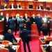 Tensione në Kuvend, përplasje fizike mes Nallbabit dhe Sinës –